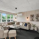 Feriehus Urda - 50m From The Sea By Interhome *